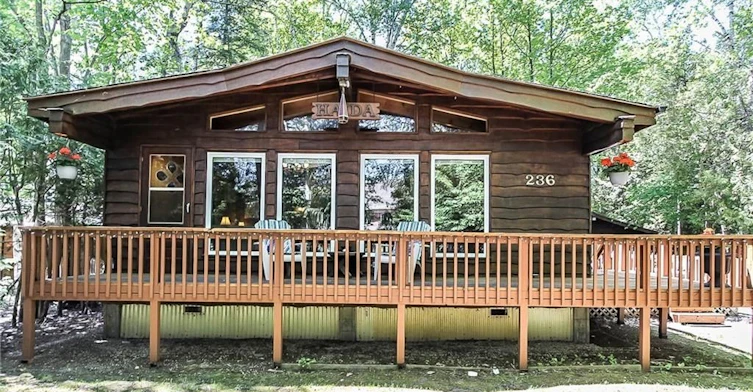 236 Zoo Park Road, Wasaga Beach, ON, L9Z 2P2