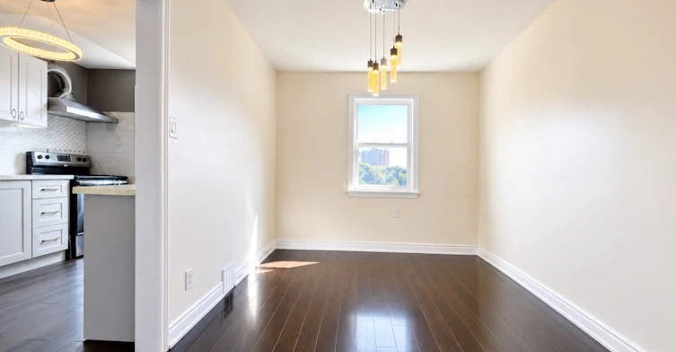 728 Weston Road, Toronto, ON, M6N 3R5 - 6