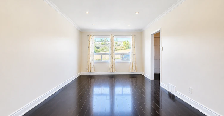 728 Weston Road, Toronto, ON, M6N 3R5 - 5