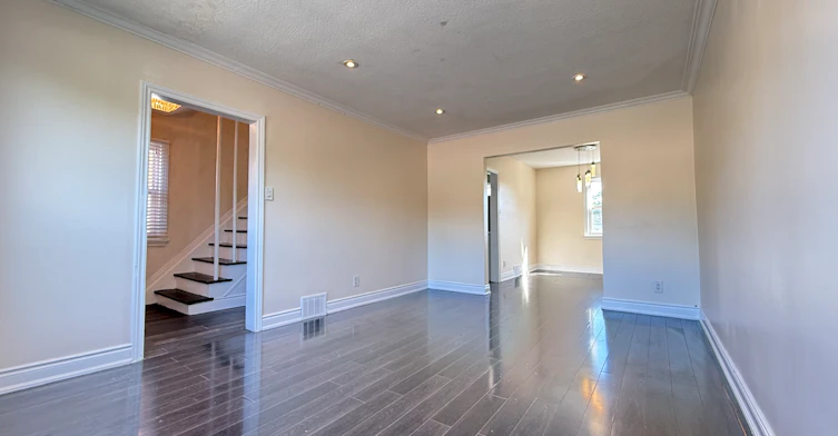 728 Weston Road, Toronto, ON, M6N 3R5 - 4