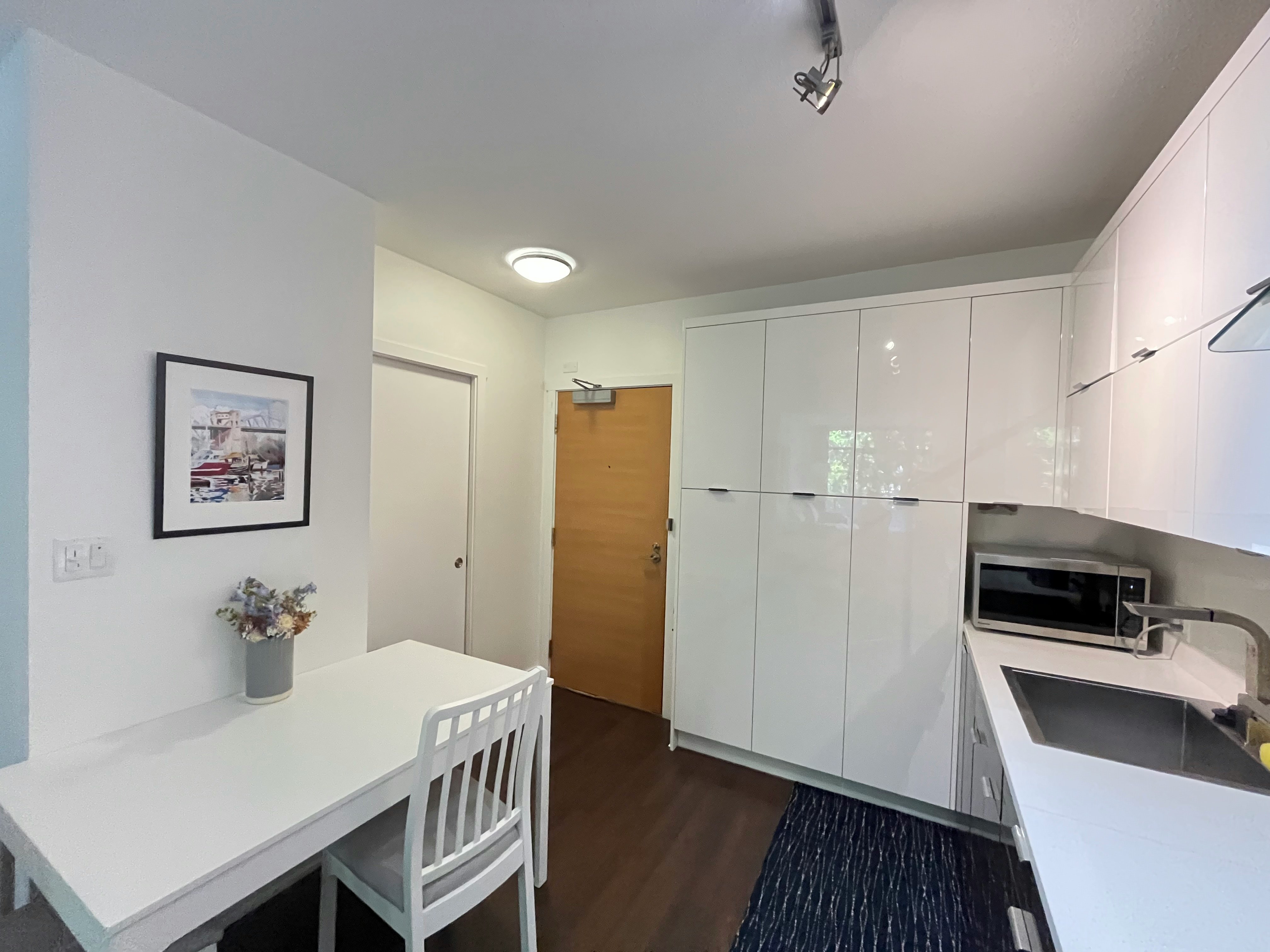 212-1777 West 7th Avenue, Vancouver, BC, V6J 0E5 - 3