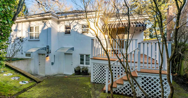 3878 West 8th Avenue, Vancouver, BC, V6R 1Z4 - 2