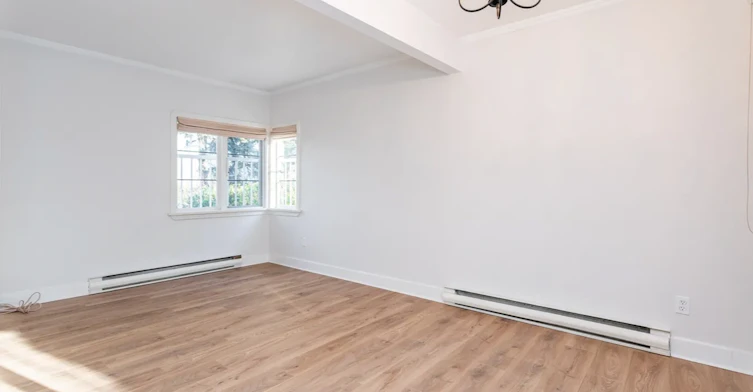 3878 West 8th Avenue, Vancouver, BC, V6R 1Z4 - 6