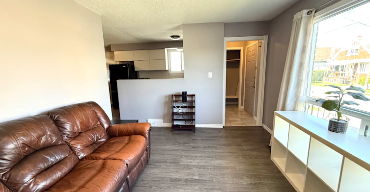 19 Patricia Street, Thorold, ON, L2V 3V8 - 3