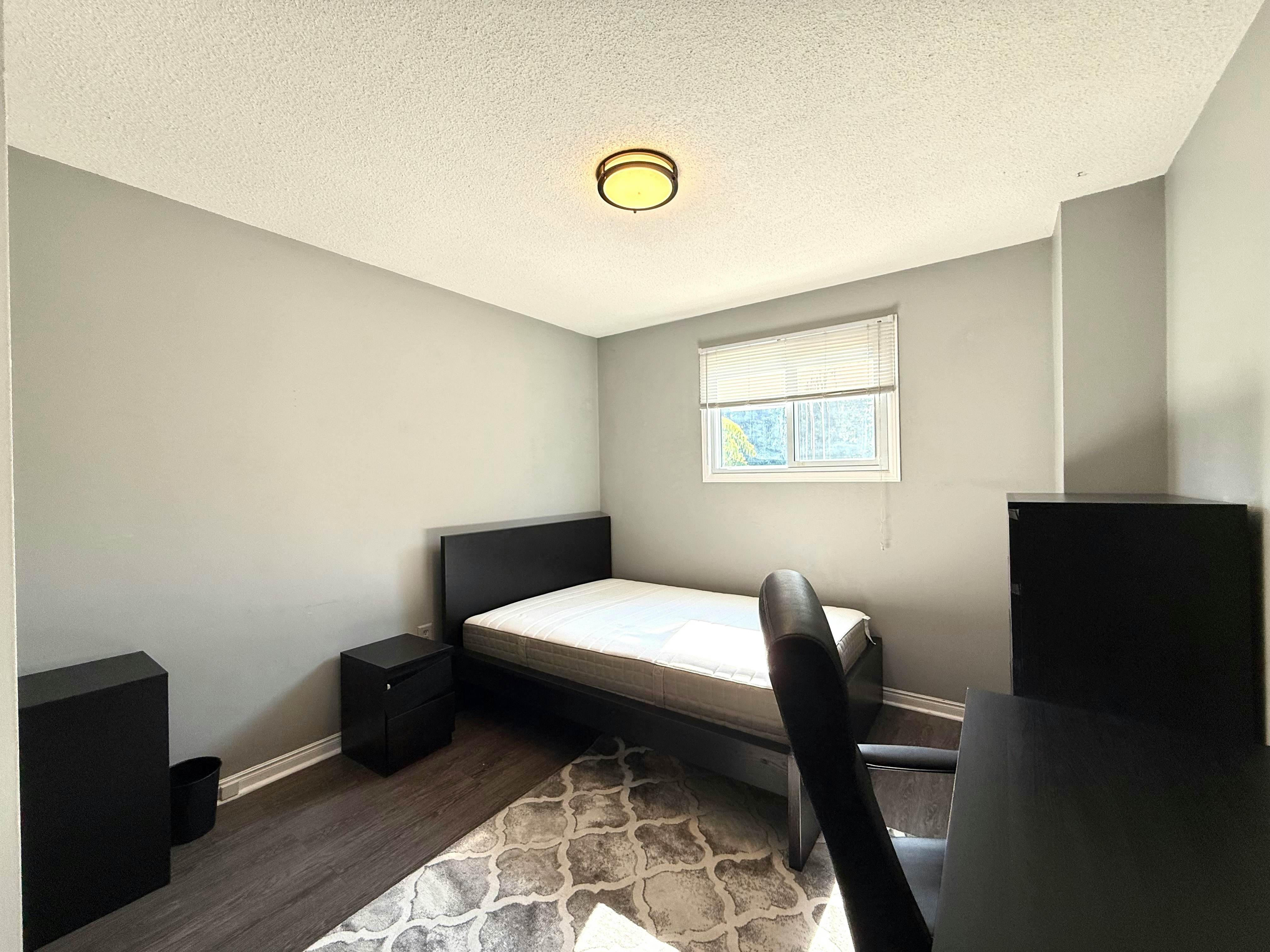 19 Patricia Street, Thorold, ON, L2V 3V8 - 11