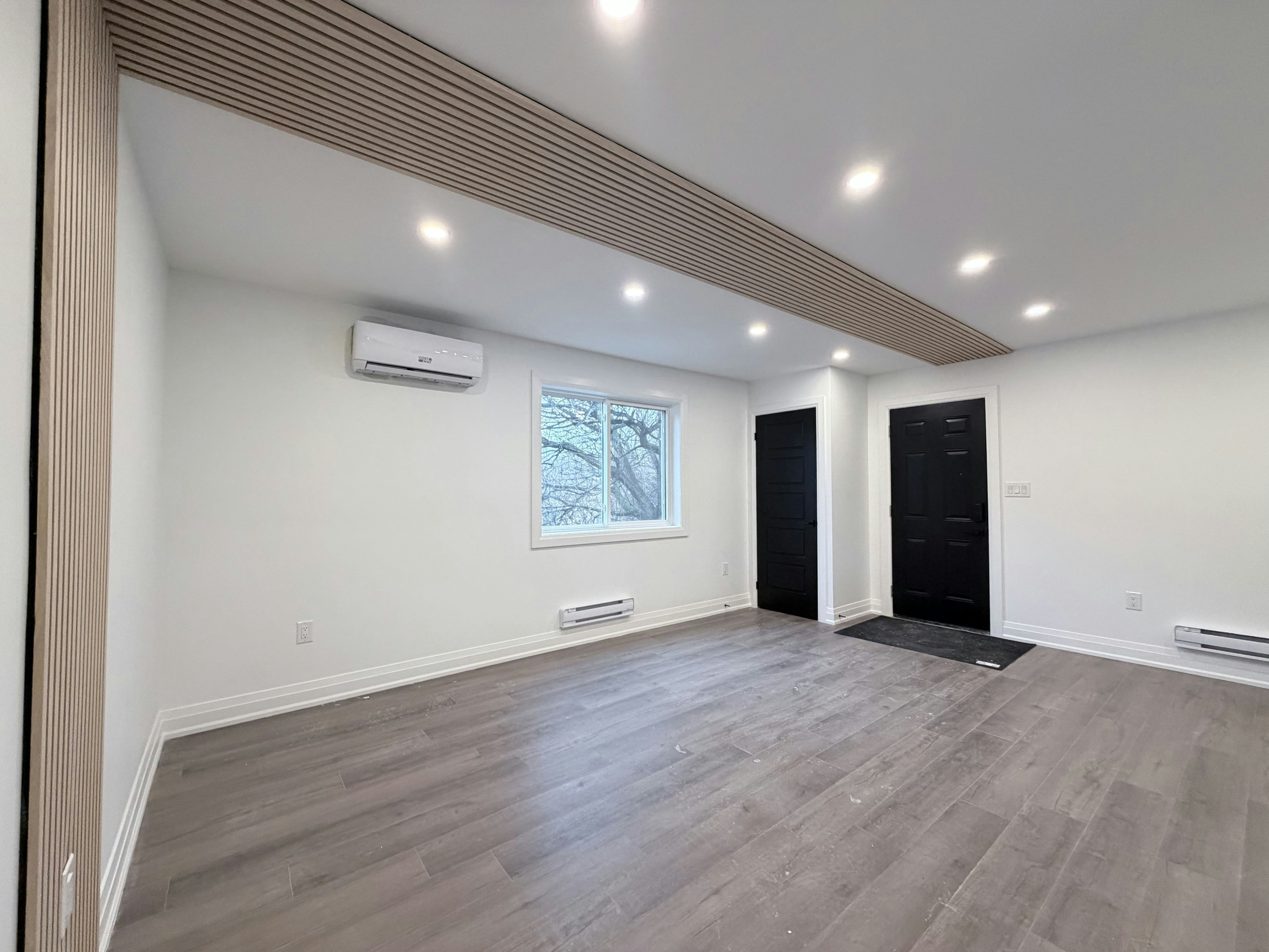 Upper-184 Ottawa Street S, Hamilton, ON, L8K 2E6 - 4