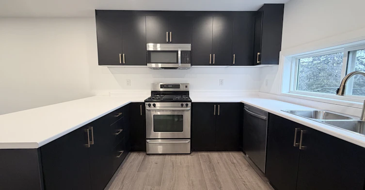 Upper-184 Ottawa Street S, Hamilton, ON, L8K 2E6 - 7