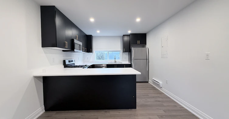 Upper-184 Ottawa Street S, Hamilton, ON, L8K 2E6 - 5