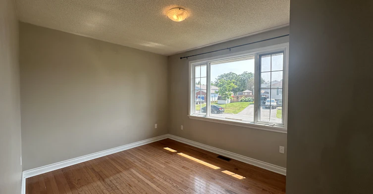 871 Chapel Road, Peterborough, ON, K9H 7N6 - 9