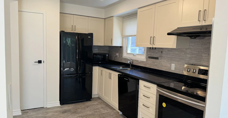 19 Vanessa Road, Markham, ON, L3R 4V9 - 2