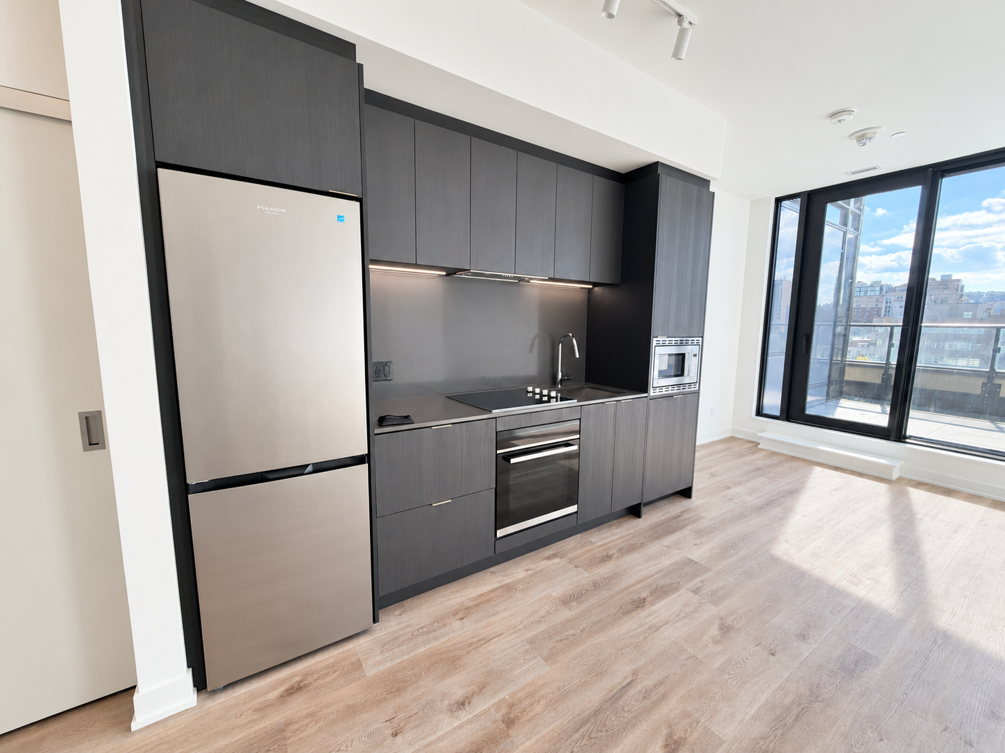 803-91 John Street North, Hamilton, ON, L8R 1H7 - 5