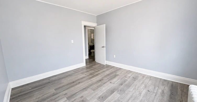 Unit 4-831 Main Street E, Hamilton, ON, L8M 1L6 - 5
