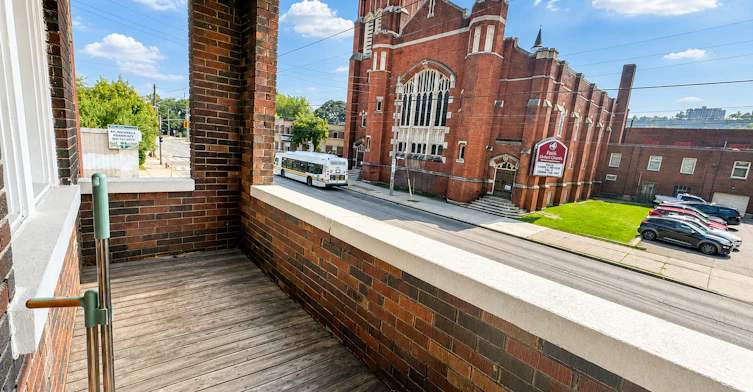 Unit 4-831 Main Street E, Hamilton, ON, L8M 1L6 - 3
