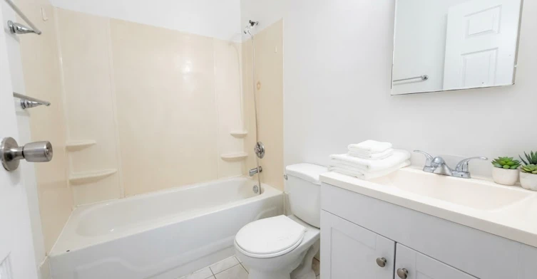 8-1225 Bloor Street West, Toronto, ON, M6H 1N6 - 11