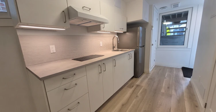 Lower-102 Donlands Avenue, Toronto, ON, M4J 3P1 - 8