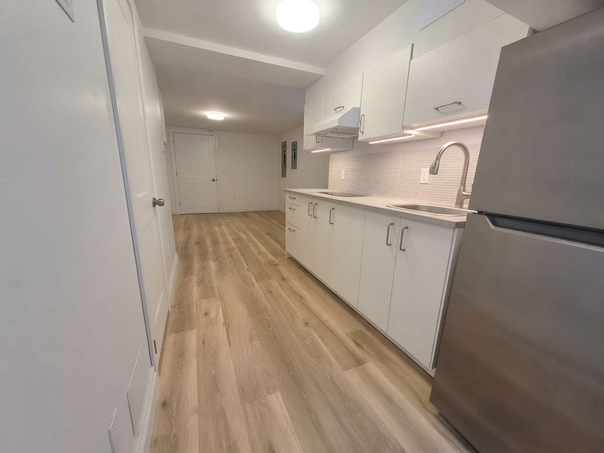 Lower-102 Donlands Avenue, Toronto, ON, M4J 3P1