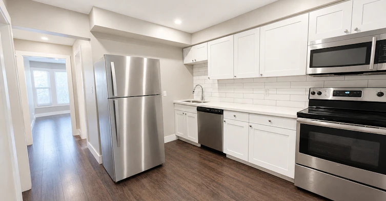 Unit 2-168 Sanford Avenue S, Hamilton, ON, L8M 2G9 - 4