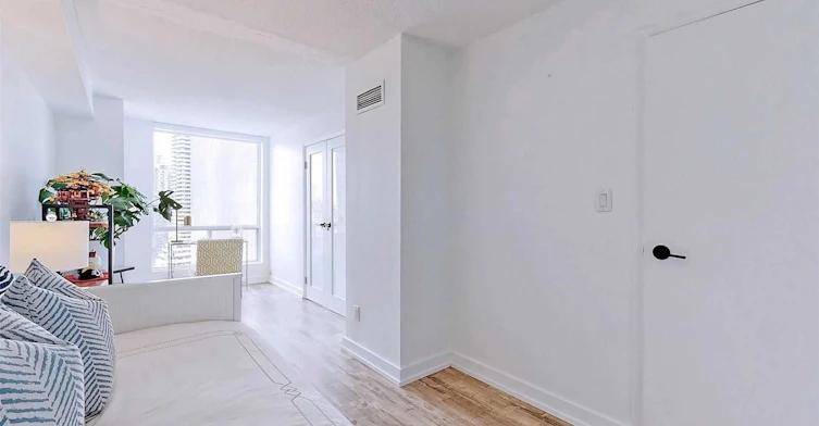 2208-25 Grenville Street, Toronto, ON, M4Y 2X5 - 10