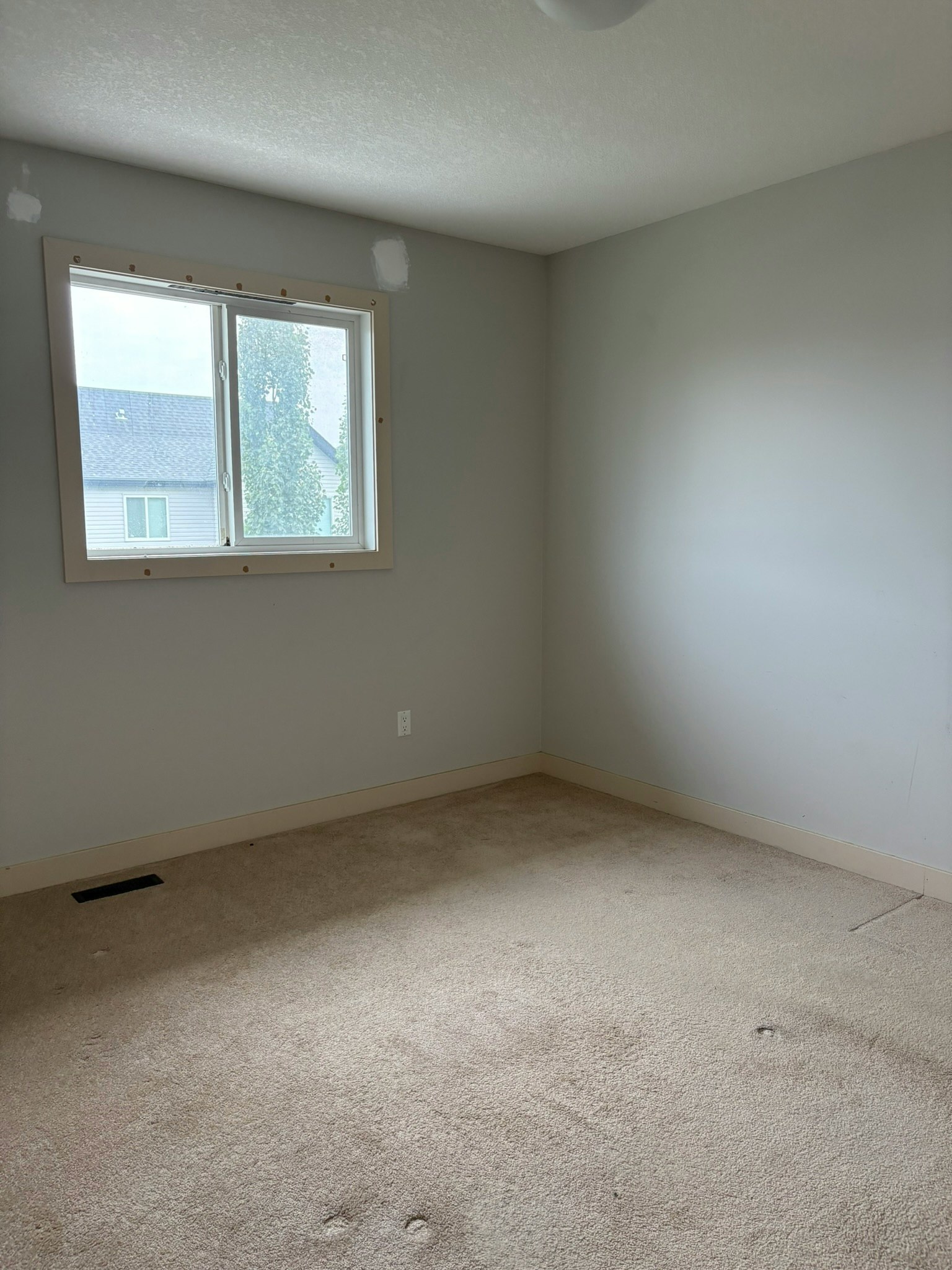 21904 97 Avenue Northwest, Edmonton, AB, T5T 4H6 - 8