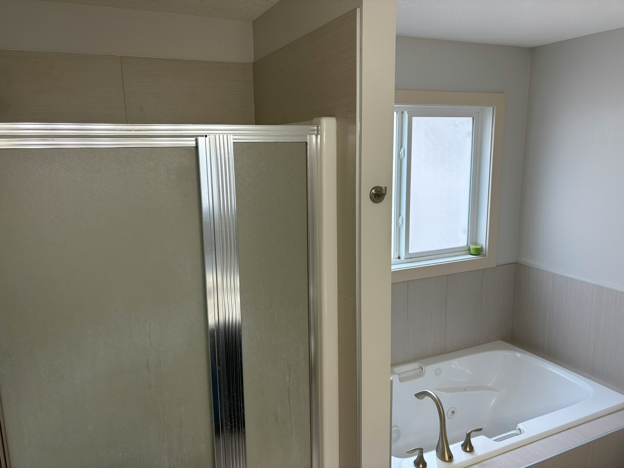 21904 97 Avenue Northwest, Edmonton, AB, T5T 4H6 - 18