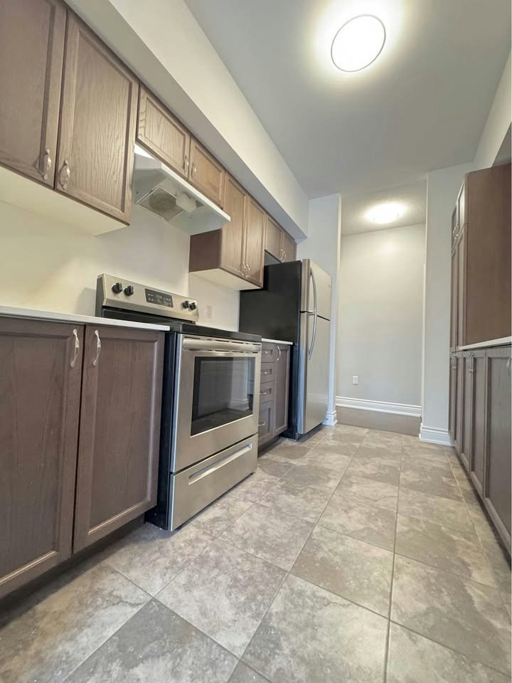 401-304 Essa Road, Barrie, ON, L4N 9C5 - 11
