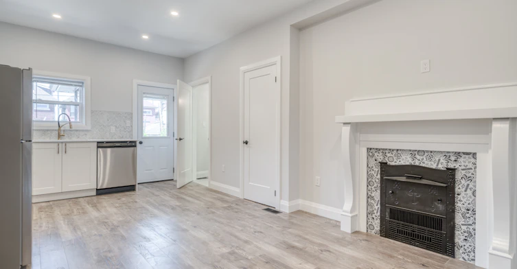 37 Garfield Avenue North, Hamilton, ON, L8M 2R5 - 2