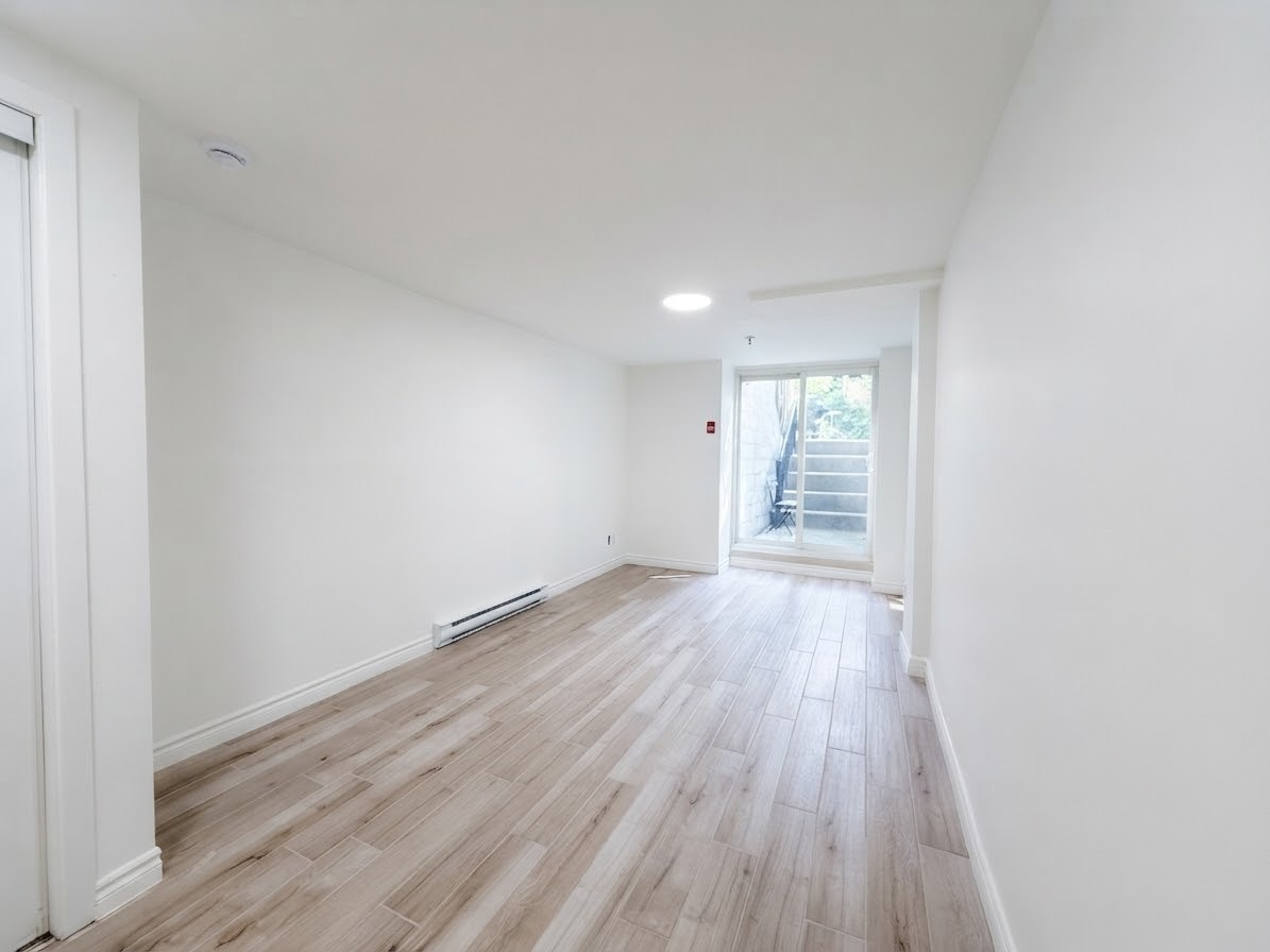 102-181 Gerrard Street East, Toronto, ON, M5A 2E5 - 4