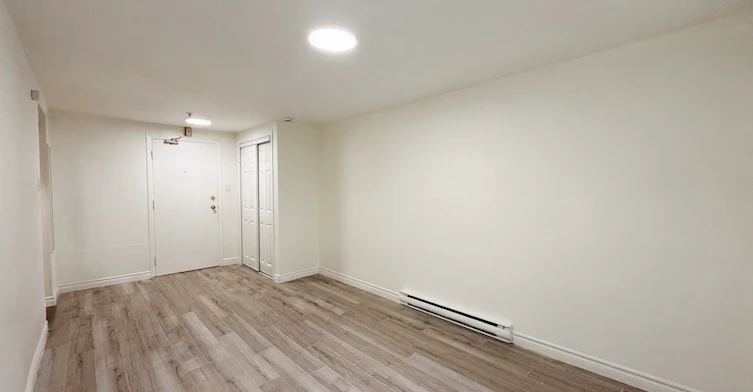 102-181 Gerrard Street East, Toronto, ON, M5A 2E5 - 6