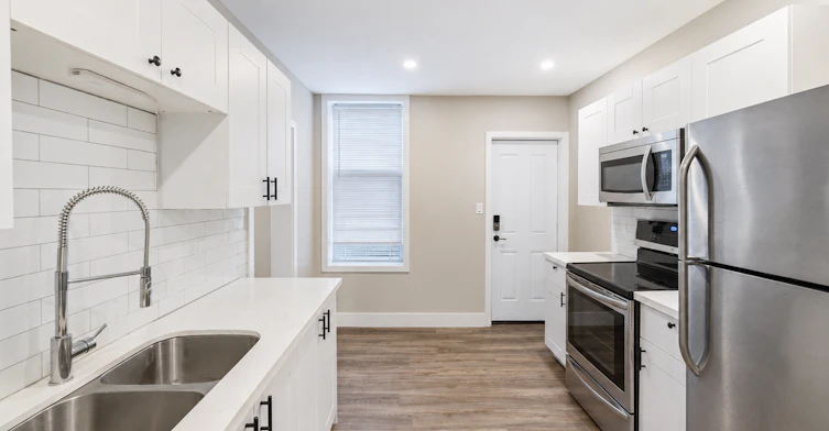 29 Gibson Avenue, Hamilton, ON, L8L 6J4 - 2