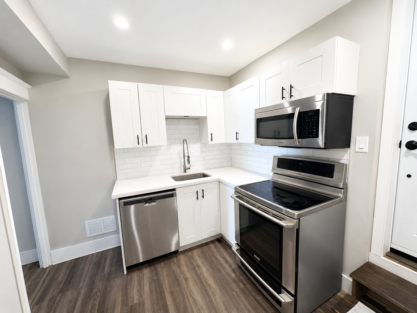 2-29 Gibson Avenue, Hamilton, ON, L8L 6J4 - 5
