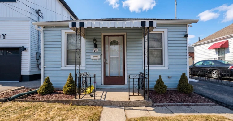 70 Poulette Street, Hamilton, ON, L8P 4E2 - 2