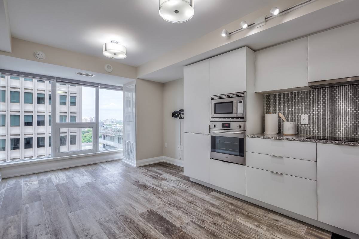 U1714-955 Bay Street, Toronto, ON, M5S 0C6