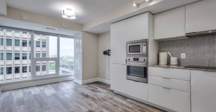 U1714-955 Bay Street, Toronto, ON, M5S 0C6