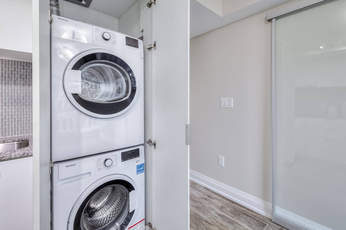U1714-955 Bay Street, Toronto, ON, M5S 0C6 - 14
