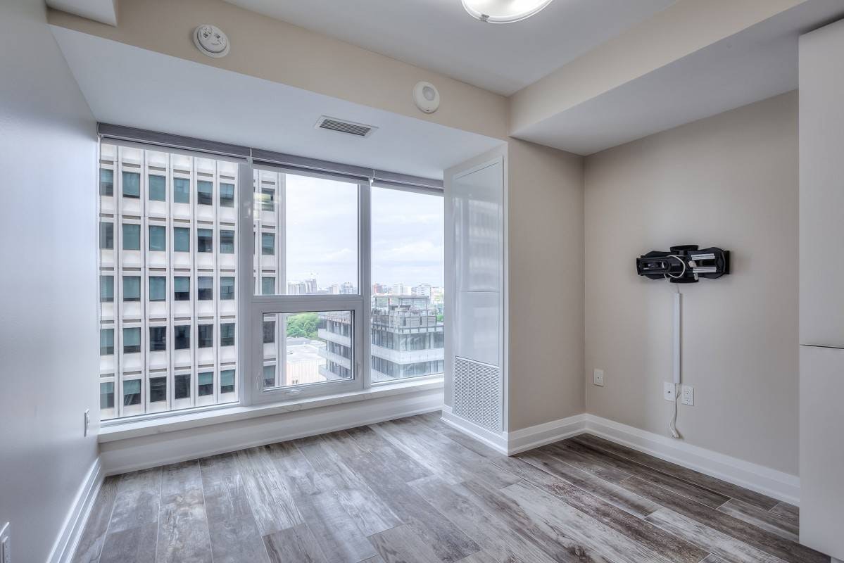 U1714-955 Bay Street, Toronto, ON, M5S 0C6 - 3