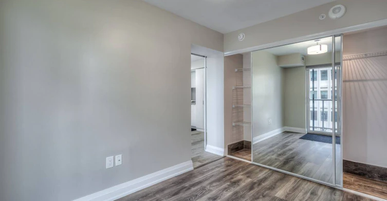 U1714-955 Bay Street, Toronto, ON, M5S 0C6 - 11