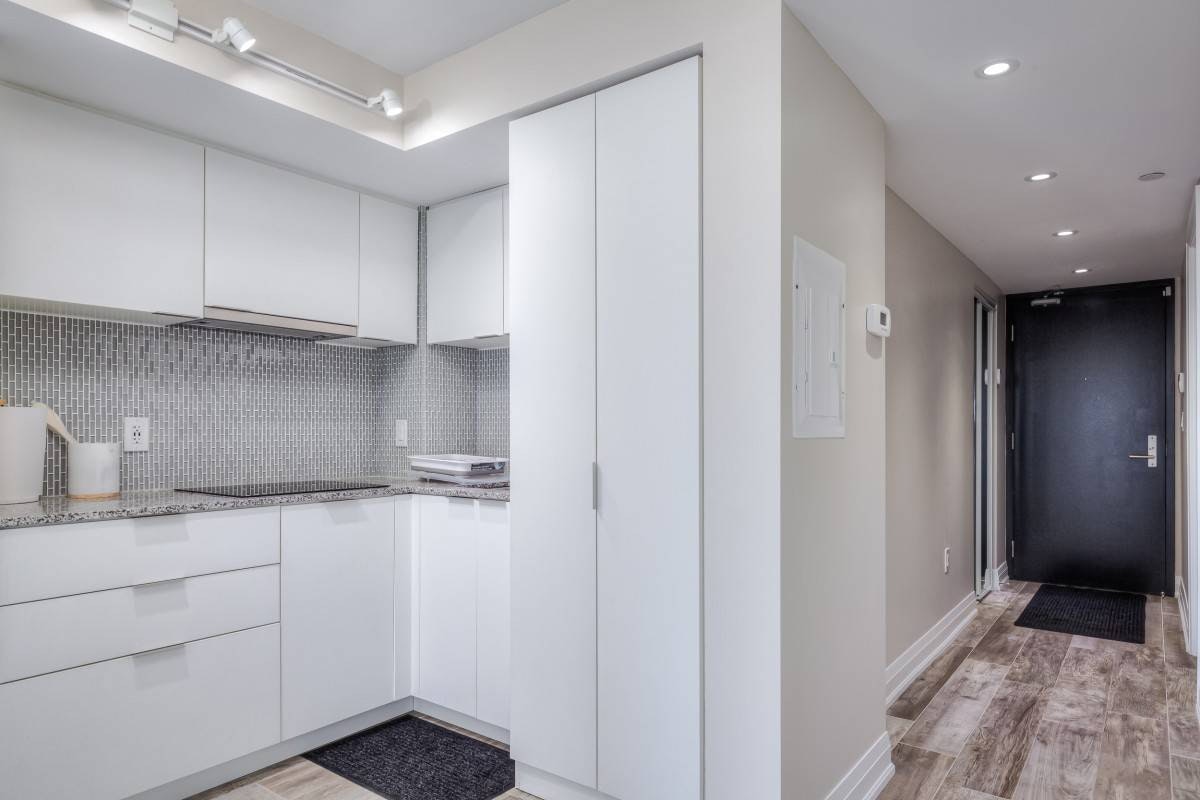 U1714-955 Bay Street, Toronto, ON, M5S 0C6 - 18