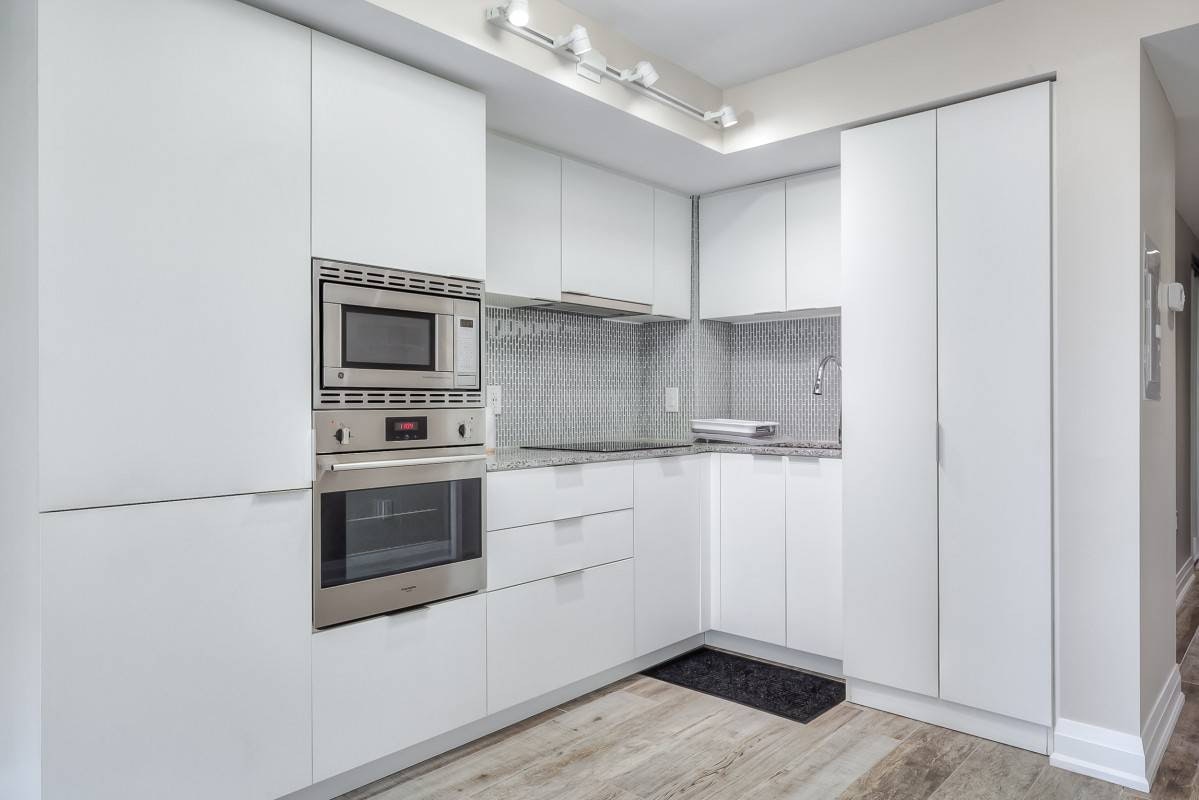 U1714-955 Bay Street, Toronto, ON, M5S 0C6 - 7