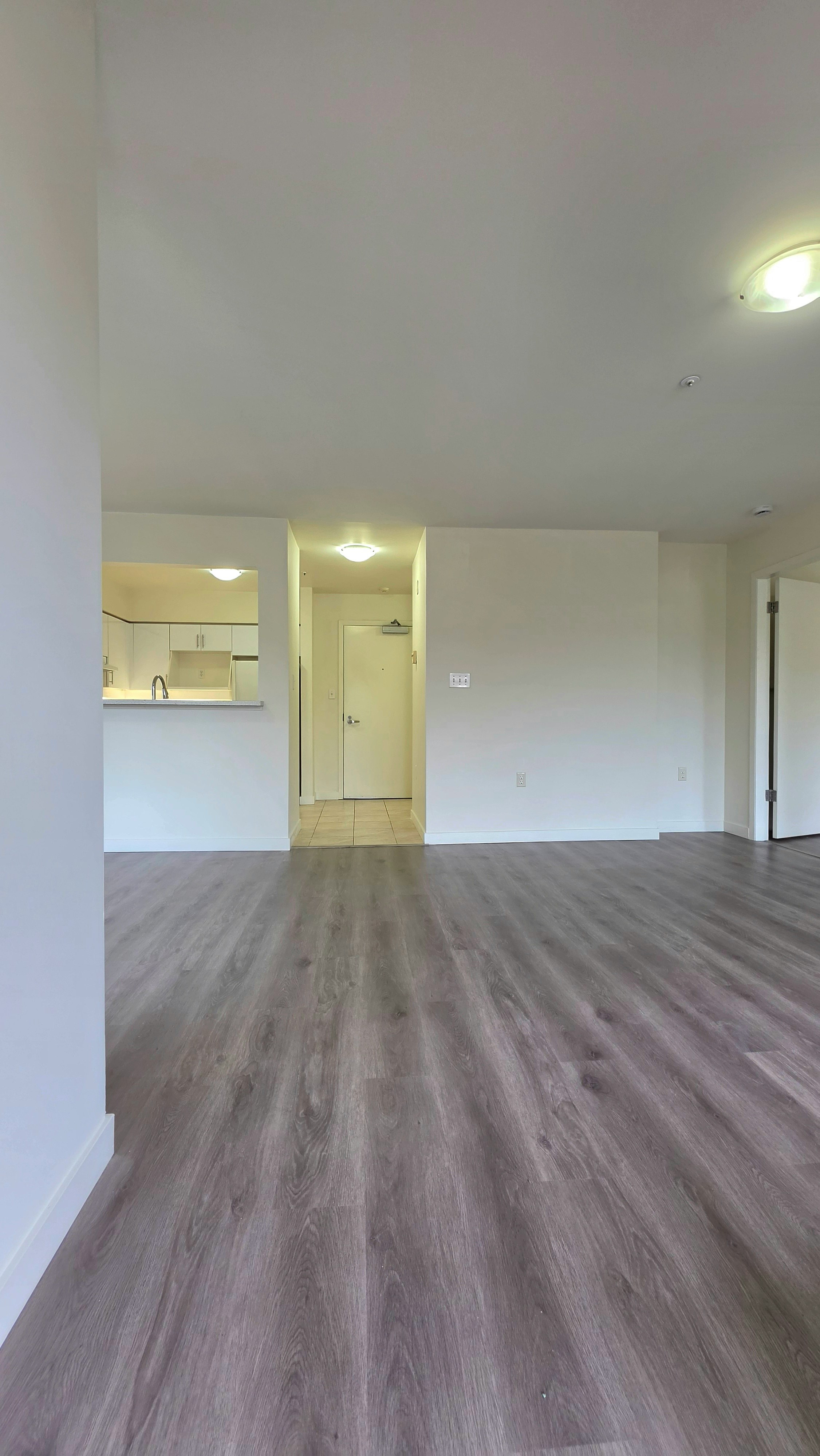 205-3575 West Broadway, Vancouver, BC, V6R 1Y7 - 6