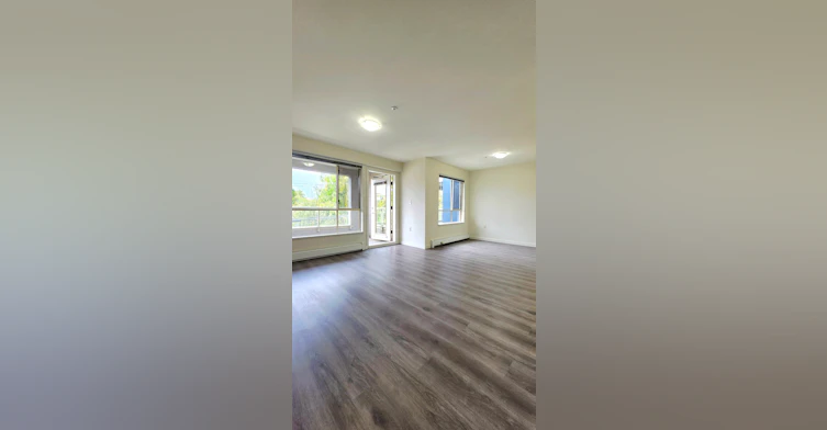 205-3575 West Broadway, Vancouver, BC, V6R 1Y7