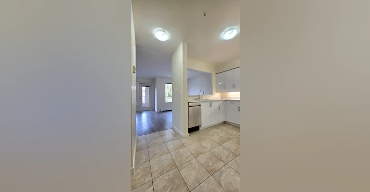 205-3575 West Broadway, Vancouver, BC, V6R 1Y7 - 2