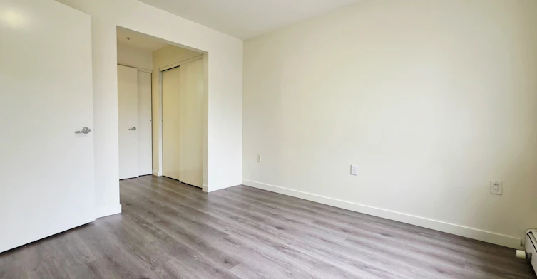 205-3575 West Broadway, Vancouver, BC, V6R 1Y7 - 10