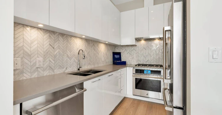 TH3-3559 E Kent Avenue, Vancouver, BC, V5S 0H6
