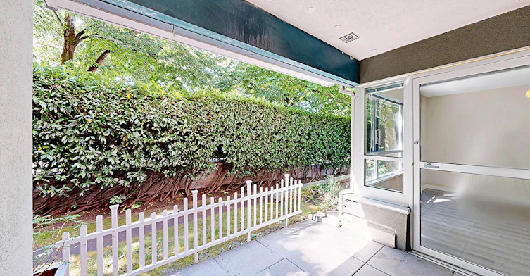 111-2425 West 4th Avenue, Vancouver, BC, V6K 1P4 - 3