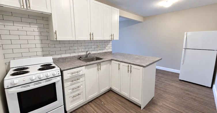 404-875 Colborne Road, Sarnia, ON, N7V 3K1 - 4