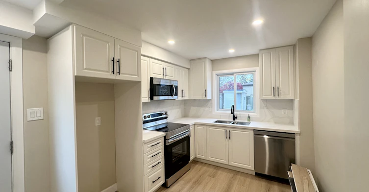 2-751 Hillcroft Street, Oshawa, ON, L1G 7H8 - 3