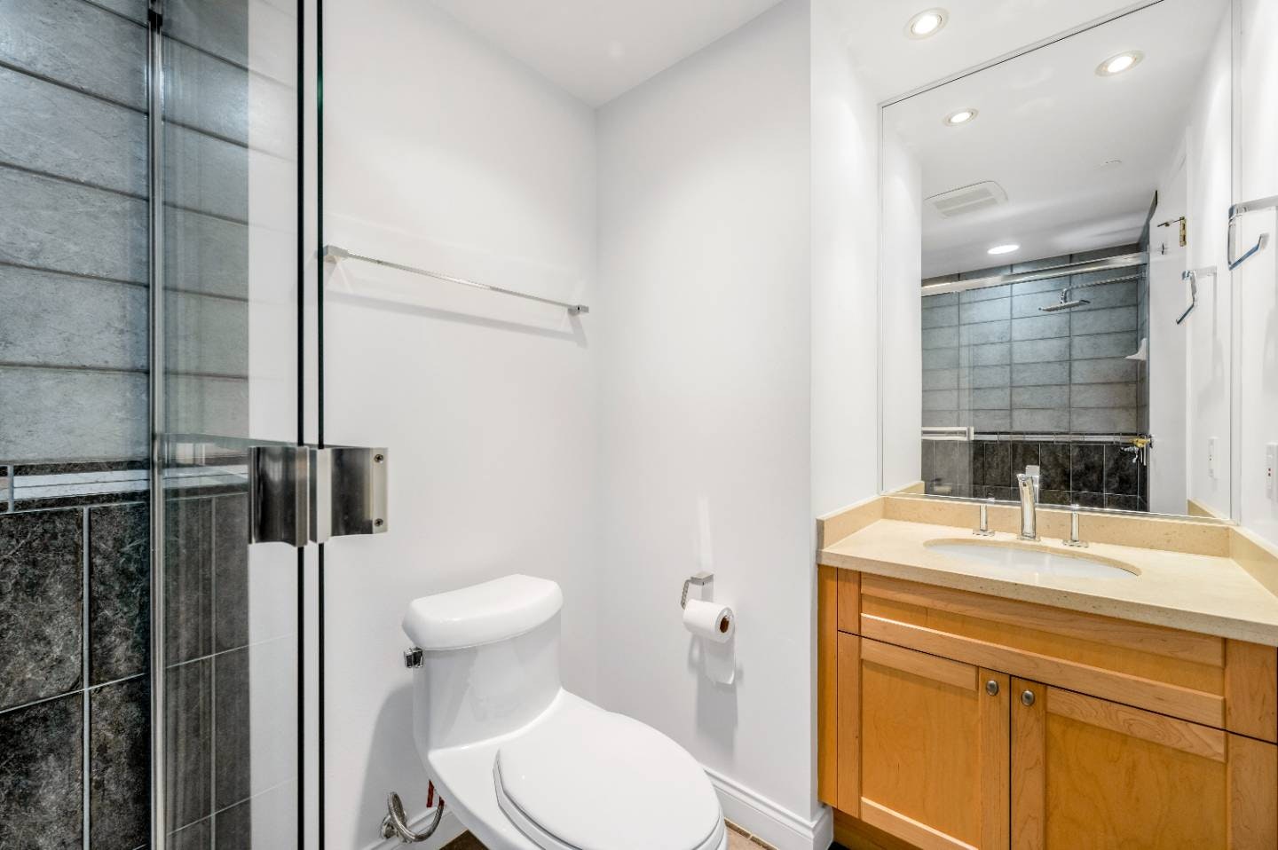 512-1383 Marinaside Crescent, Vancouver, BC, V6Z 2W9 - 12