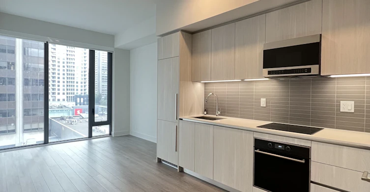 8 Cumberland Street, Toronto, ON, M4W 1J5 - 3