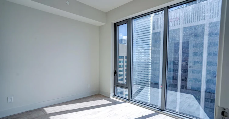 8 Cumberland Street, Toronto, ON, M4W 1J5 - 6