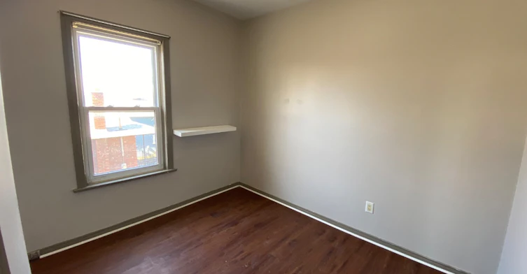 28 Eastchester Avenue, St. Catharines, ON, L2P 2V6